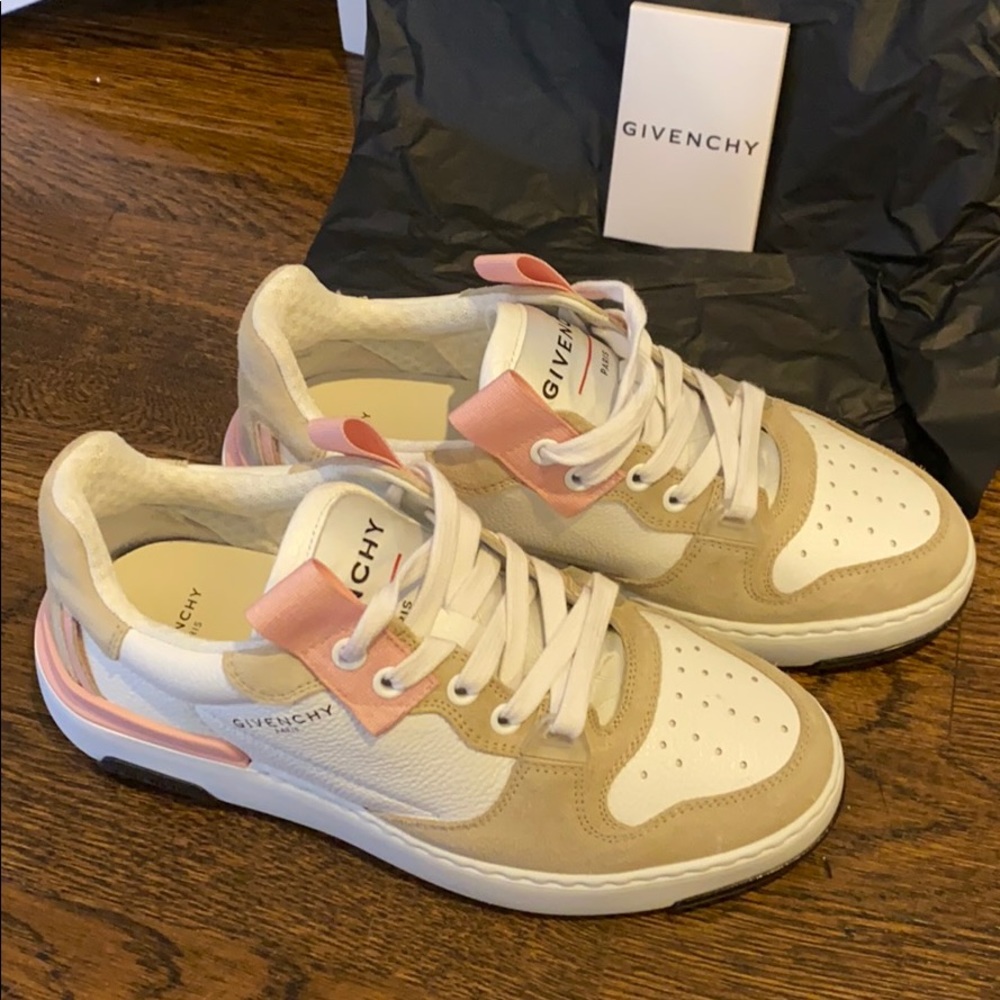 Givenchy Sneakers
